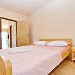 아파트 Stefi *