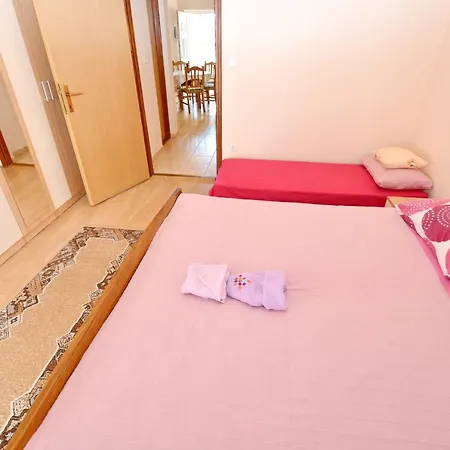 Stefi Apartman *