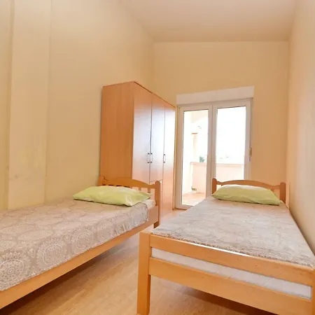 Stefi Apartman *