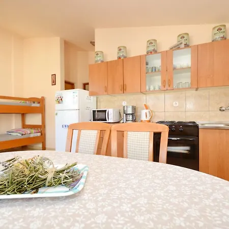 Stefi Apartman *