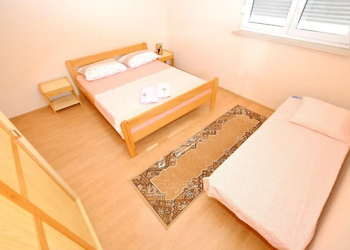 Stefi Apartament Vir